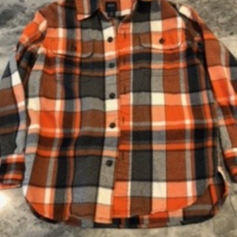 gap kids shirt